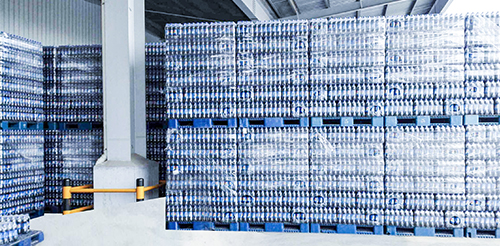 1757584710102860.jpg 啤酒双面塑料托盘码垛.jpg